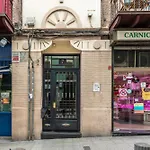 Acogedor A Un Paso Del Casco Viejo Bilbao